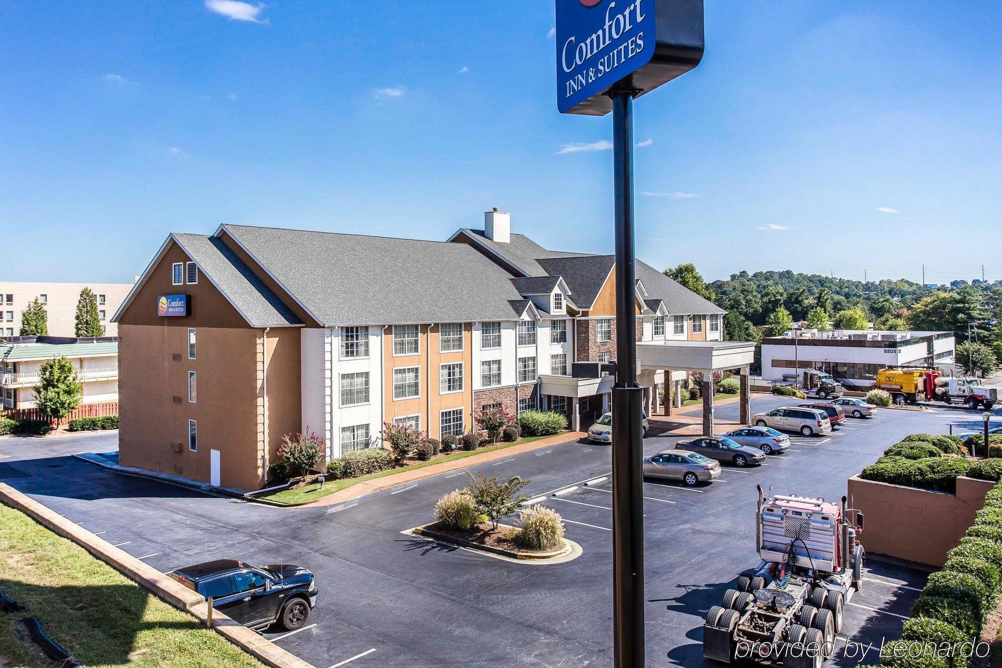 Comfort Inn & Suites Ballpark Area Smyrna Exterior photo